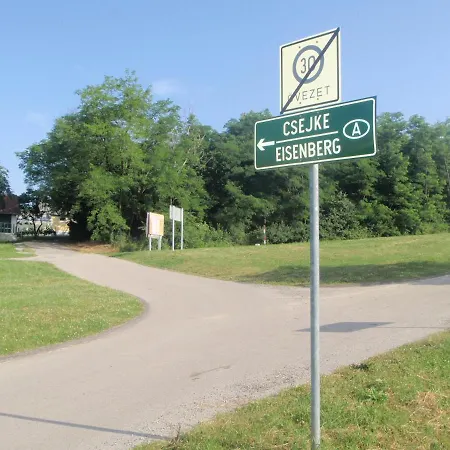 Eisenberg Nyaraló